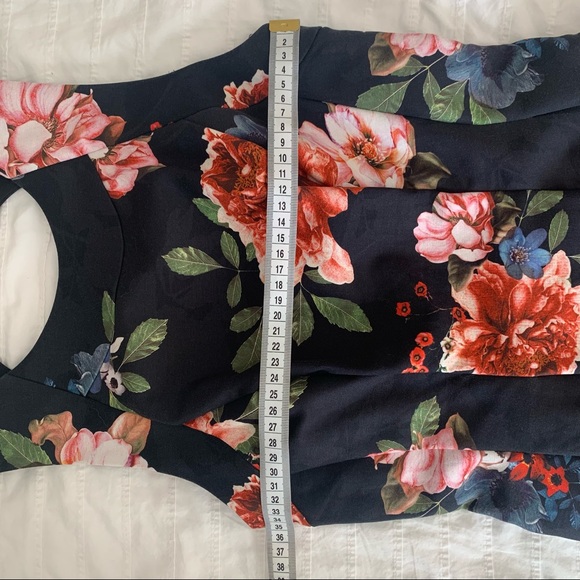 RW&Co Floral Dress - Picture 10 of 10